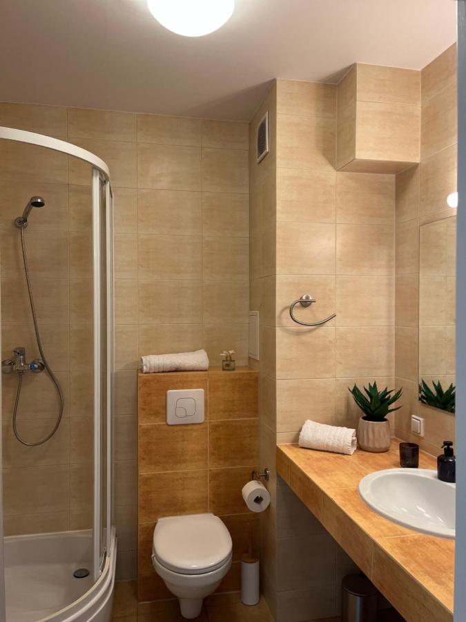 Apartament Z Garazem I Ogrodem Kolberg Exterior foto