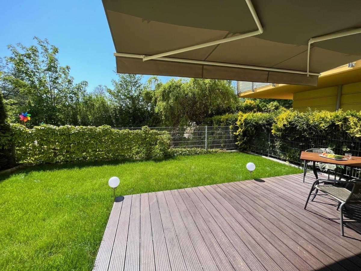 Apartament Z Garazem I Ogrodem Kolberg Exterior foto