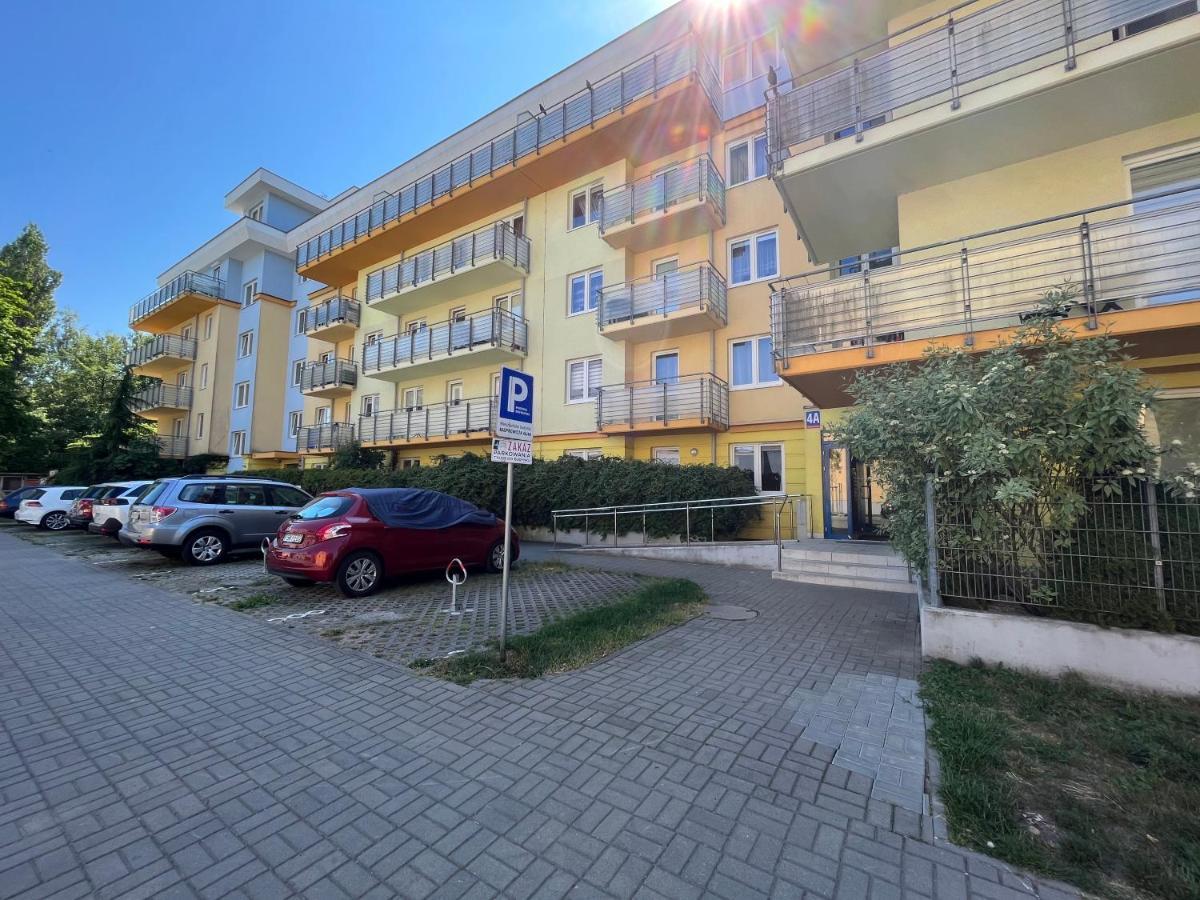 Apartament Z Garazem I Ogrodem Kolberg Exterior foto