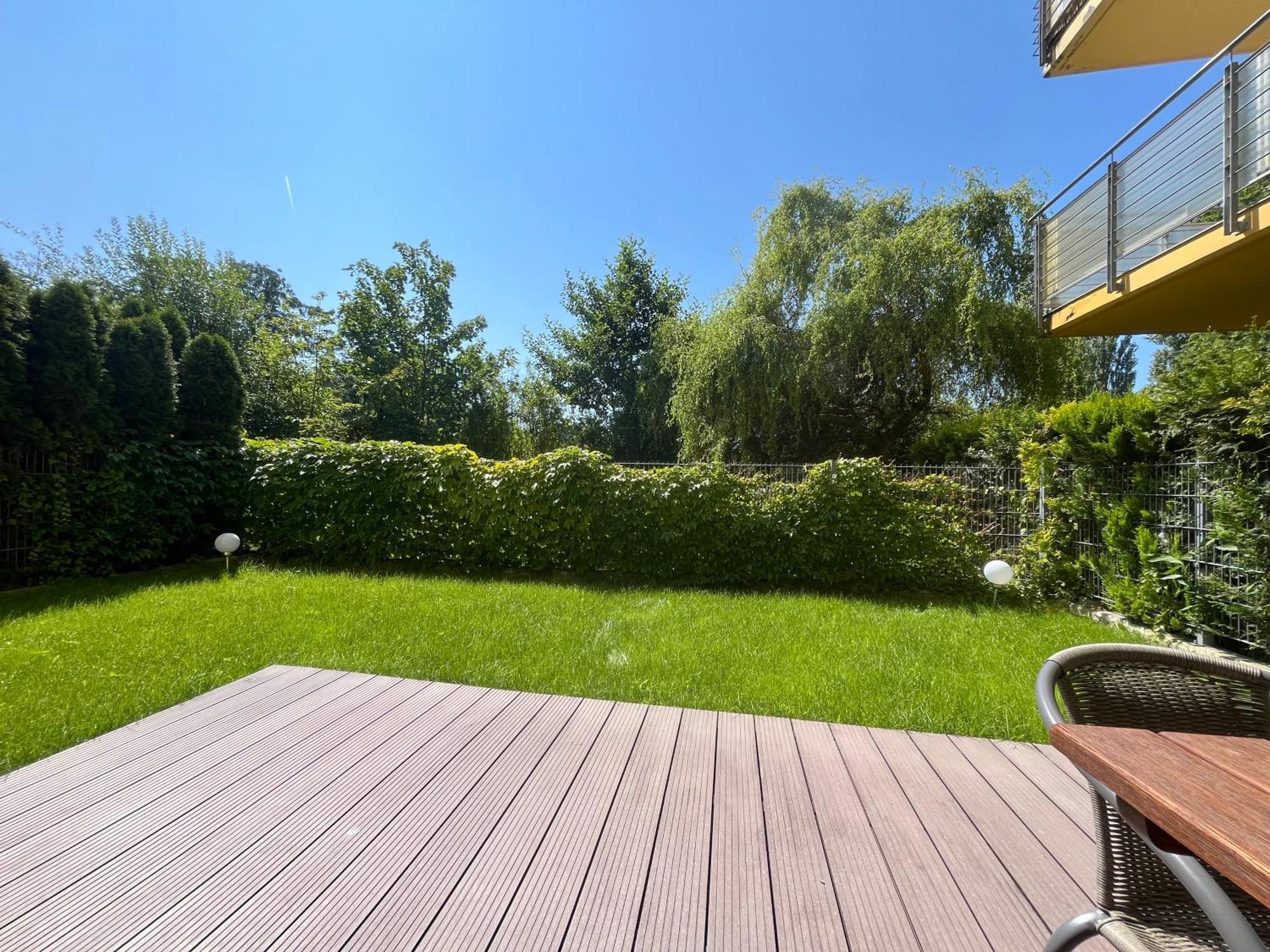 Apartament Z Garazem I Ogrodem Kolberg Exterior foto
